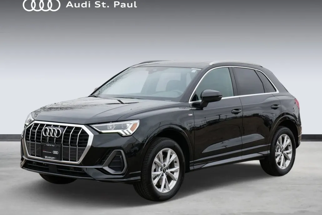 2024 Audi Q3 S line Premium photo 1
