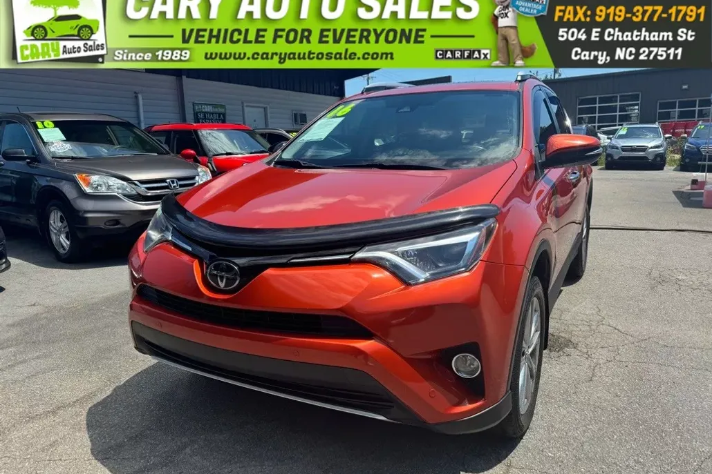 2016 Toyota RAV4 Limited photo 1