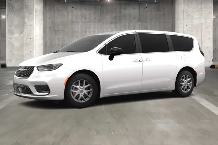 2025 Chrysler Pacifica photo 1