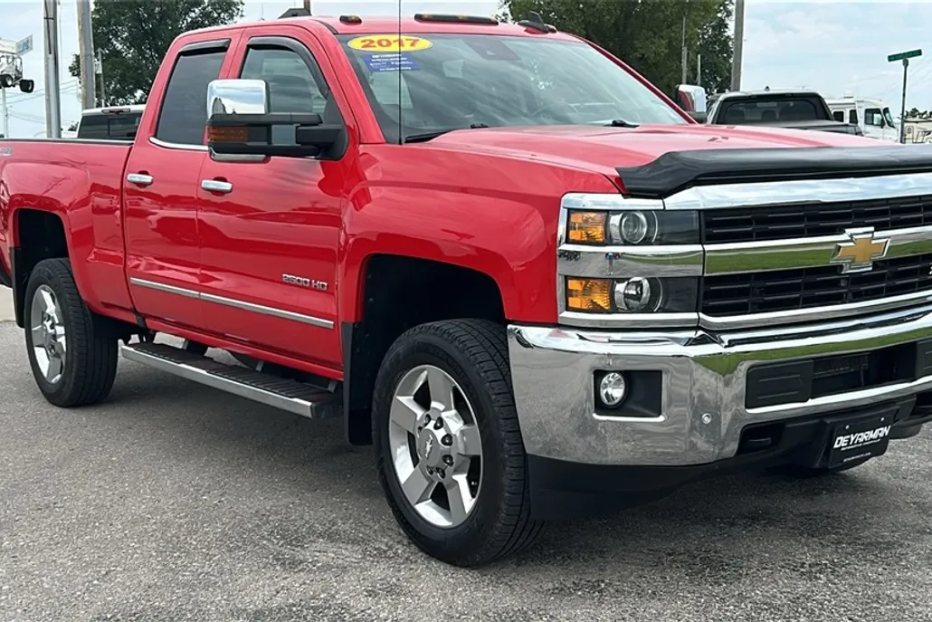 2017 Chevrolet Silverado 2500HD LTZ photo 1