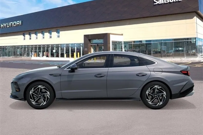 2026 Hyundai Sonata SEL Sport photo 1