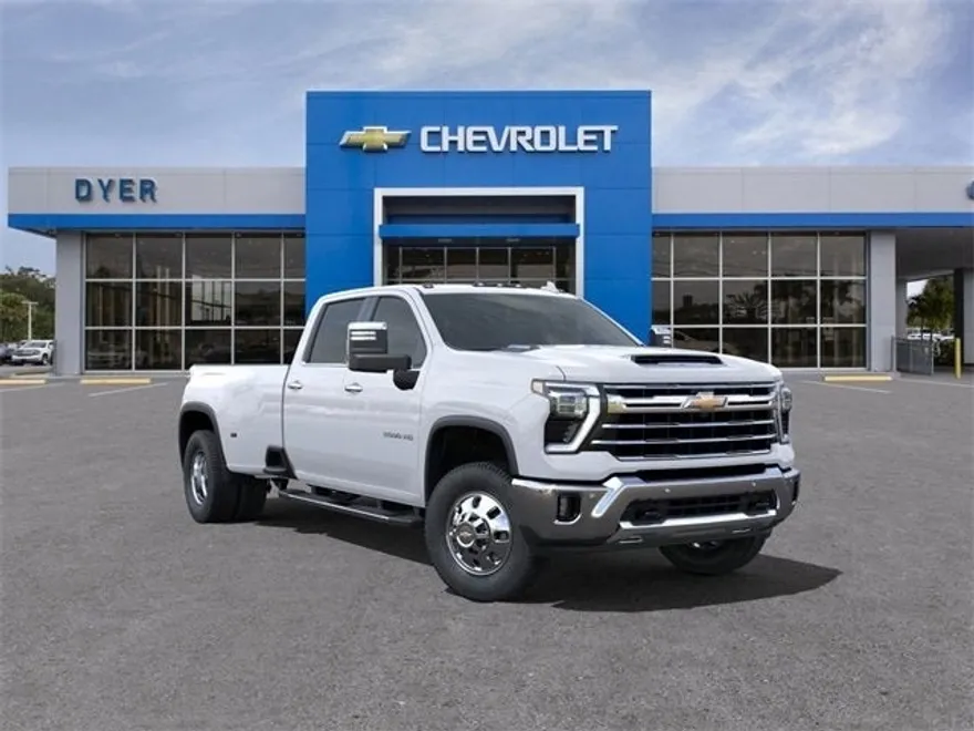 2025 Chevrolet Silverado 3500HD LTZ photo 1