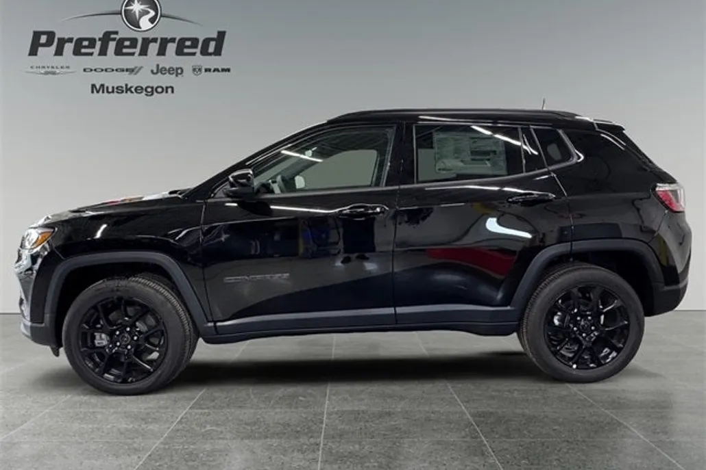2026 Jeep Compass Latitude Altitude photo 1