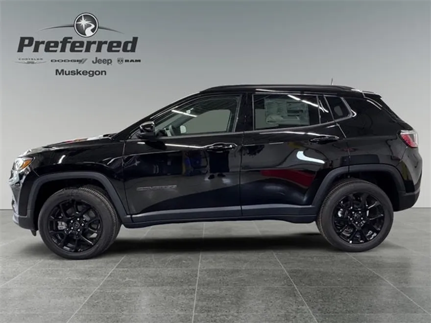 2026 Jeep Compass Latitude Altitude photo 1