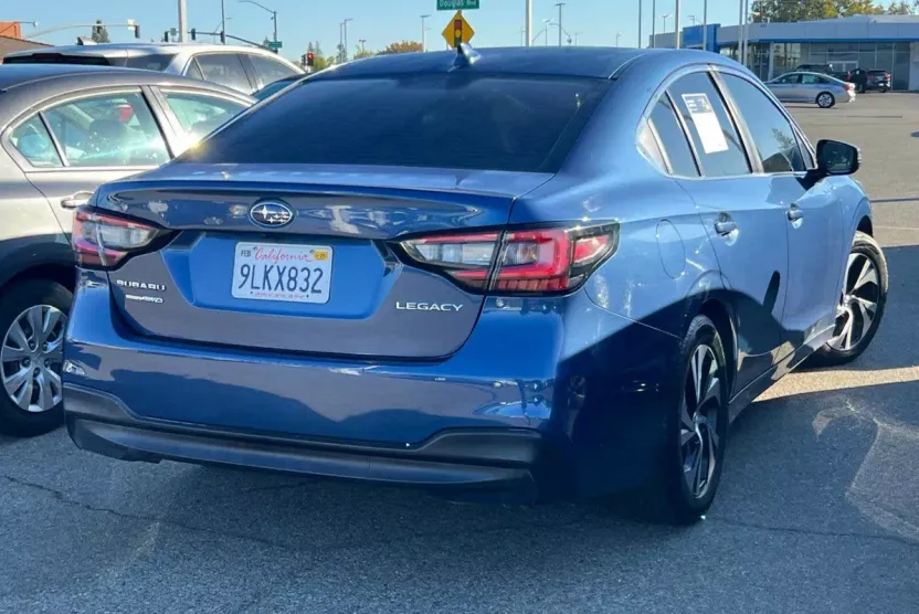 2021 Subaru Legacy Premium photo 1
