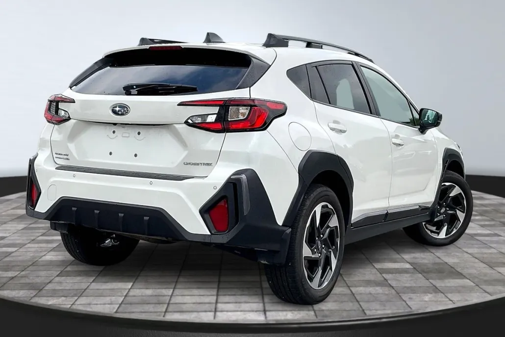 2024 Subaru Crosstrek Limited photo 1