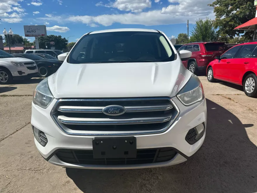 2017 Ford Escape SE photo 1