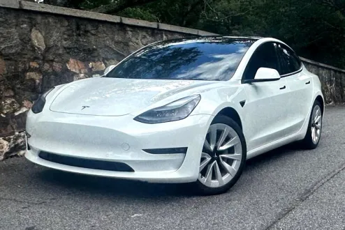 2022 Tesla Model 3 Long Range photo 2