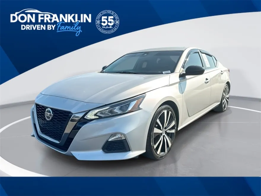 2020 Nissan Altima 2.5 SR photo 1