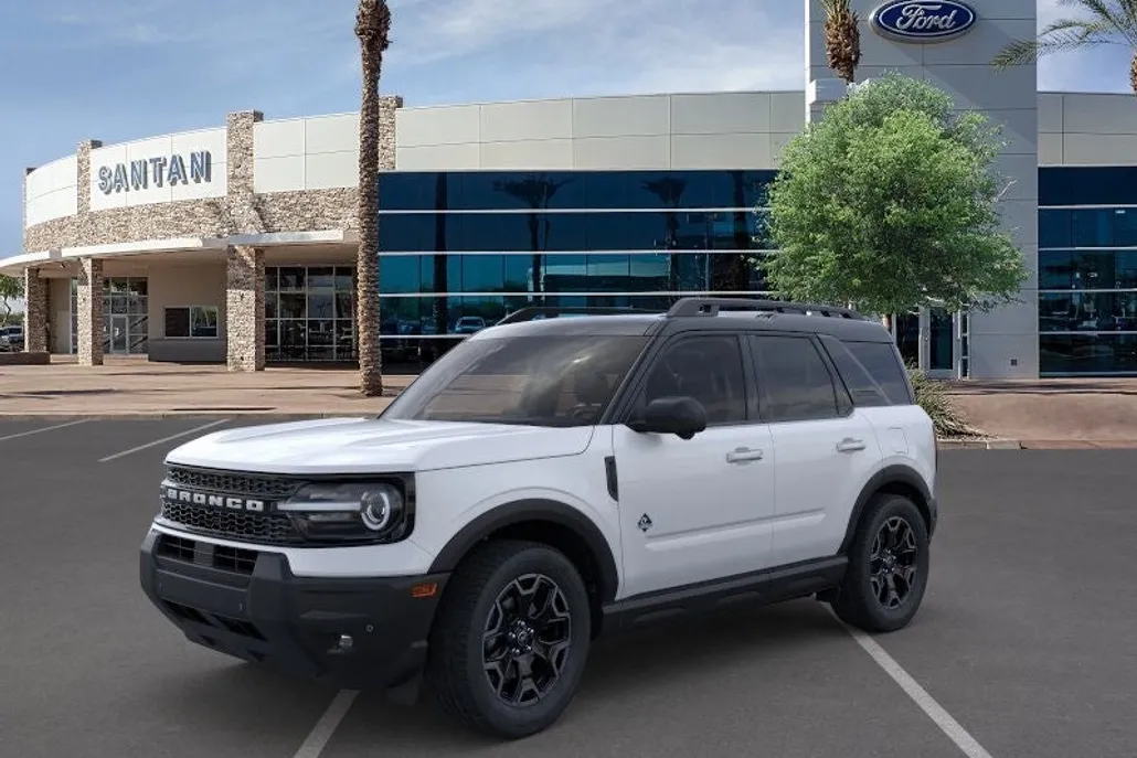2025 Ford Bronco Sport Outer Banks photo 1