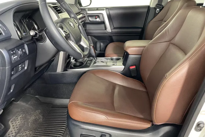 2022 Toyota 4Runner Limited photo 1