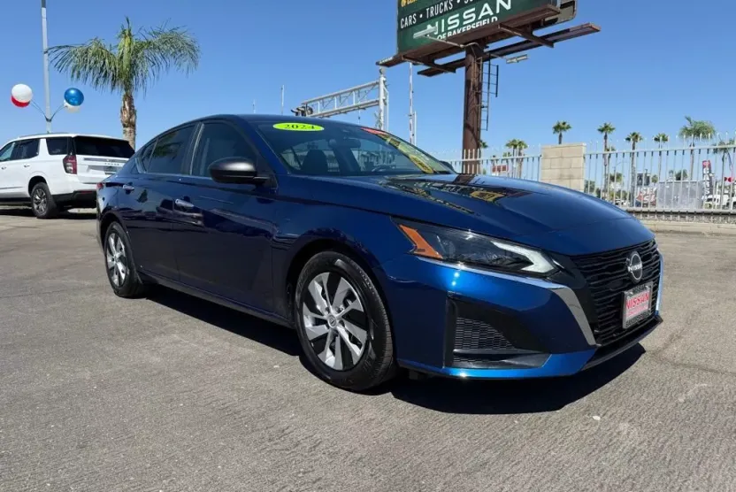 2024 Nissan Altima 2.5 S photo 1
