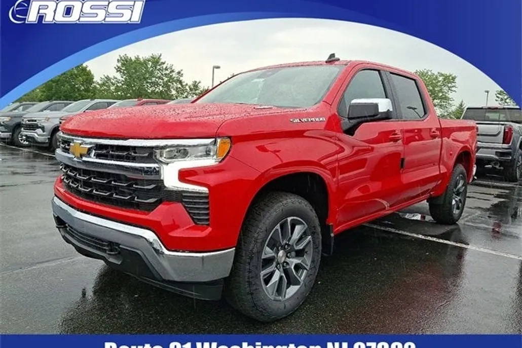 2026 Chevrolet Silverado 1500 LT photo 1