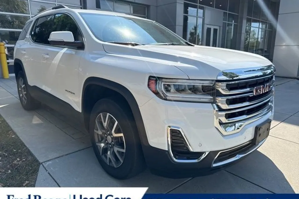 2022 Gmc Acadia SLE photo 1