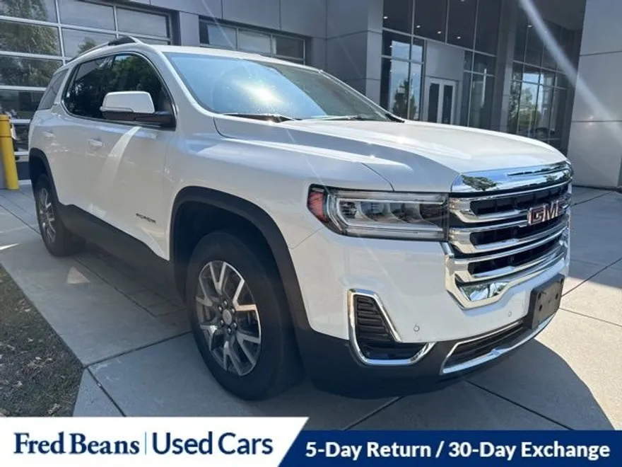 2022 Gmc Acadia SLE photo 1
