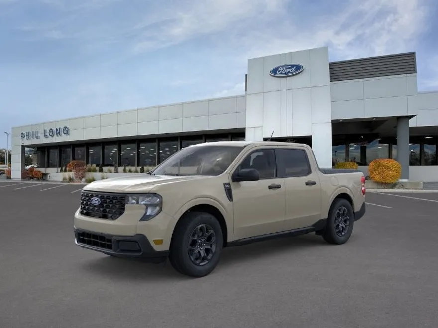 2025 Ford Maverick XLT photo 1