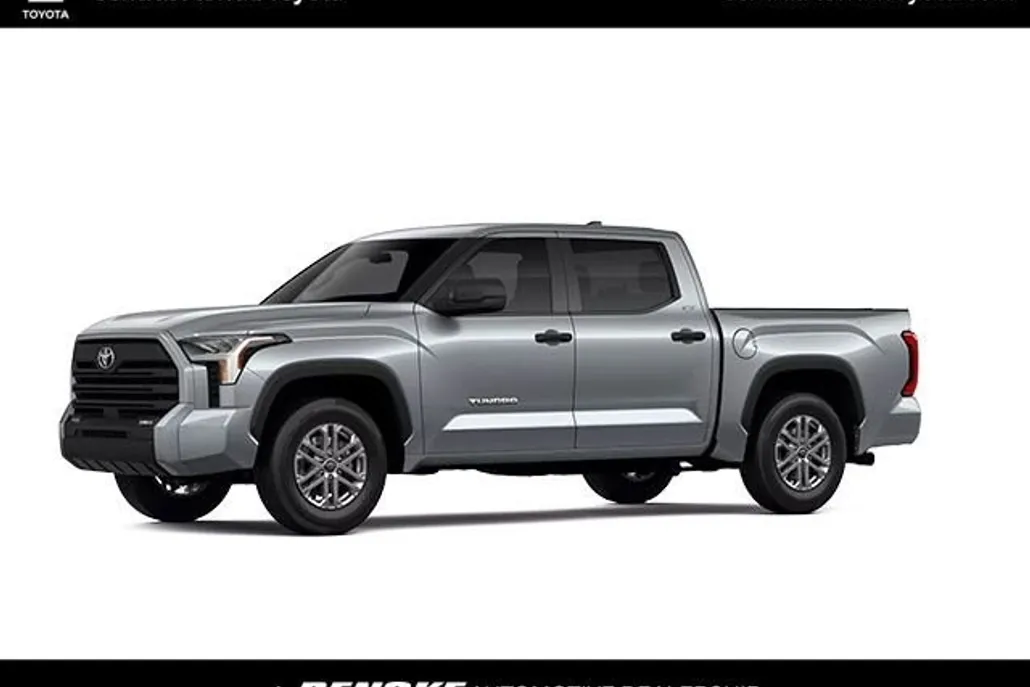 2026 Toyota Tundra SR5 CrewMax photo 1