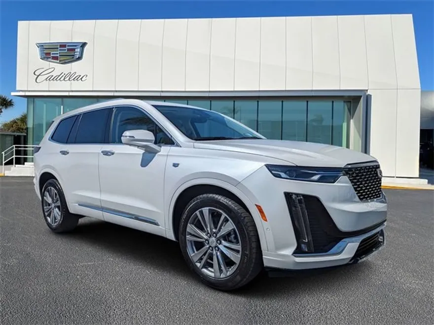 2025 Cadillac XT6 Premium Luxury photo 1