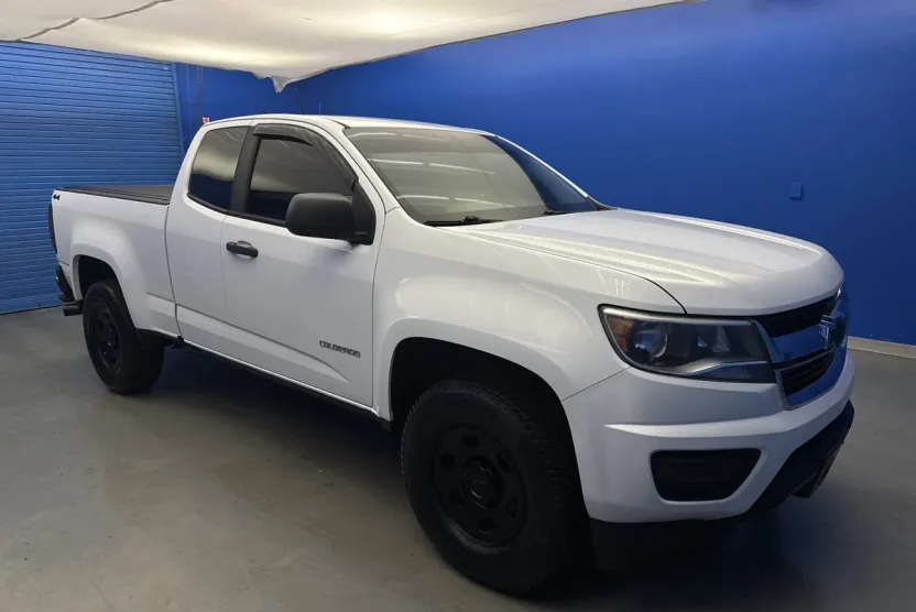 2017 Chevrolet Colorado Work Truck photo 1