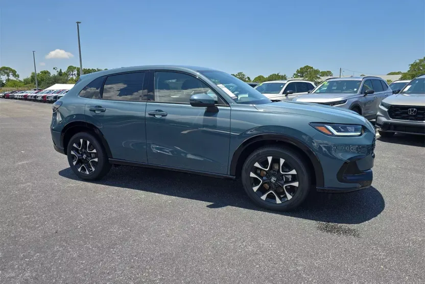 2026 Honda HR-V EX-L photo 1