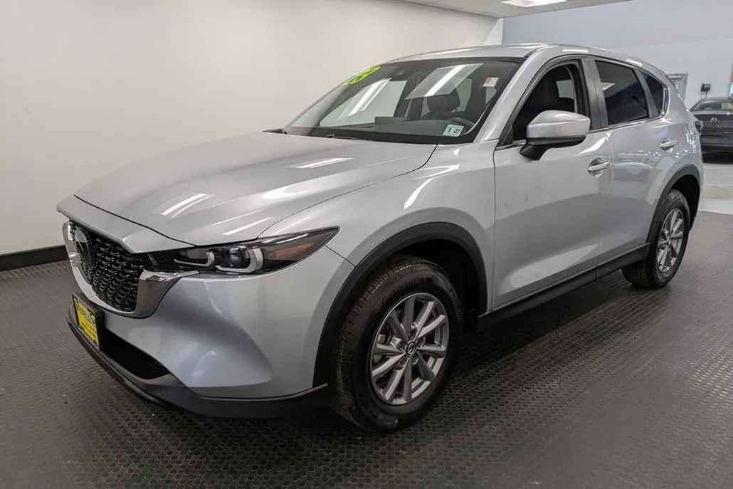 2023 Mazda CX-5 2.5 Select photo 1