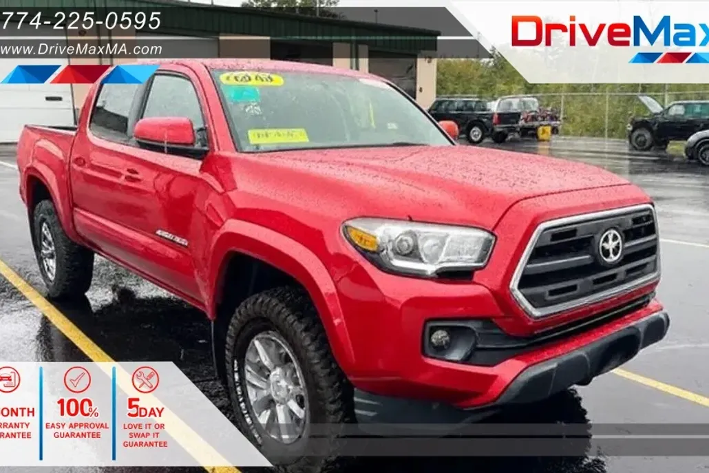 2017 Toyota Tacoma Double Cab SR5 photo 1