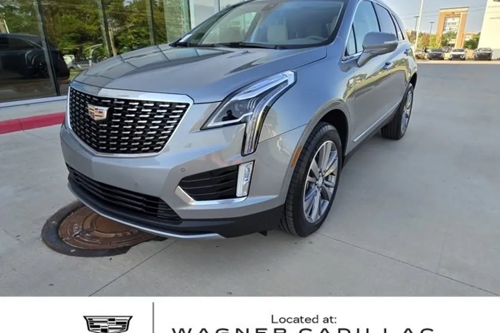 2025 Cadillac XT5 Premium Luxury photo 1