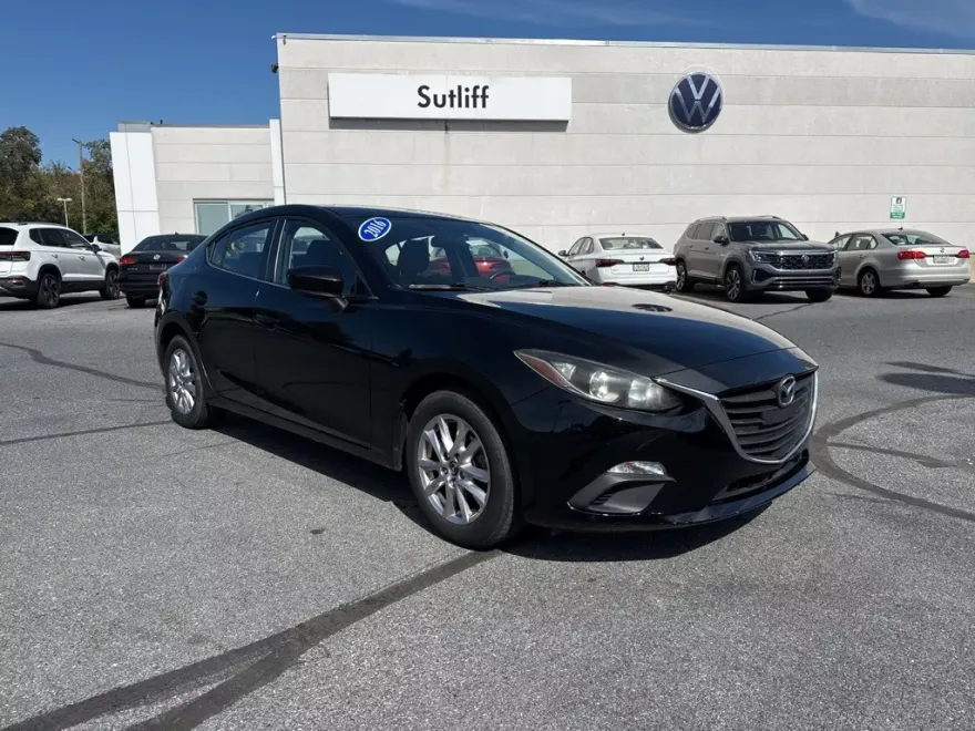 2016 Mazda Mazda3 Sport photo 1