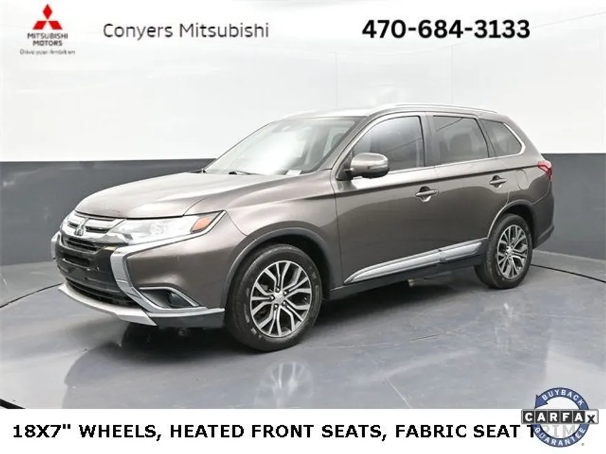 2017 Mitsubishi Outlander SE photo 1