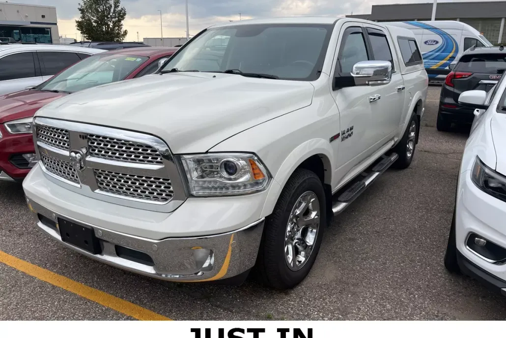 2017 Ram 1500 Laramie photo 1