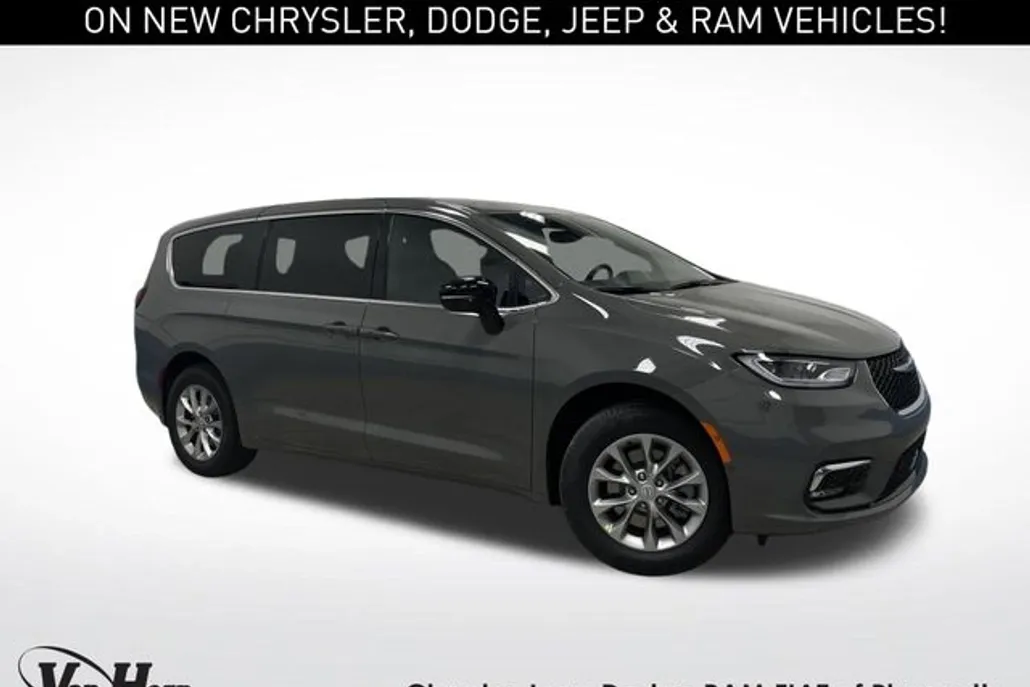 2025 Chrysler Pacifica photo 1