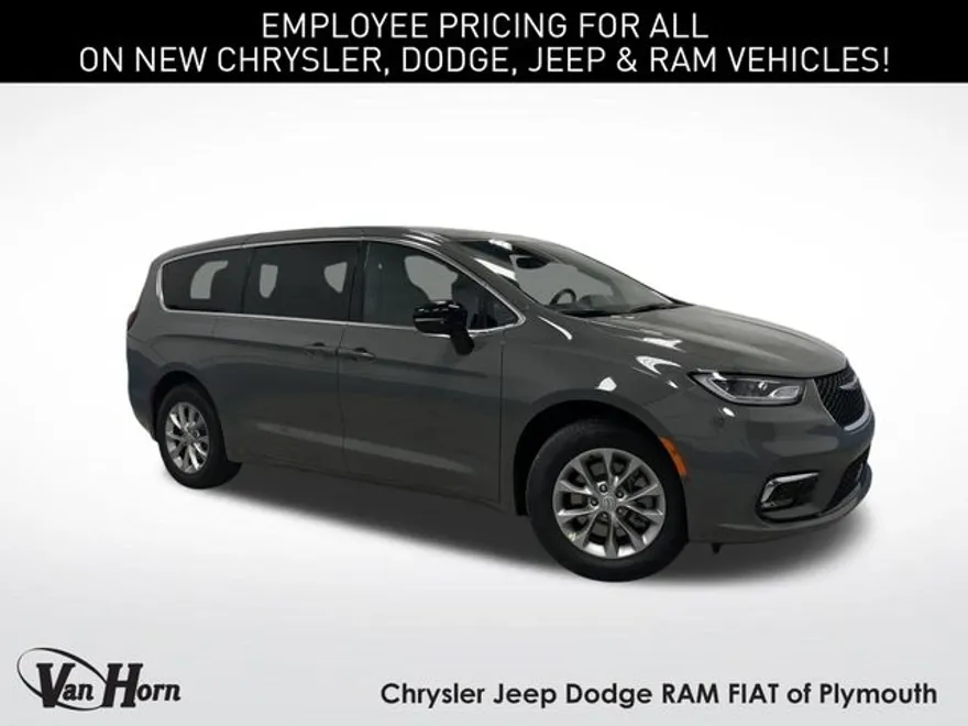 2025 Chrysler Pacifica photo 1