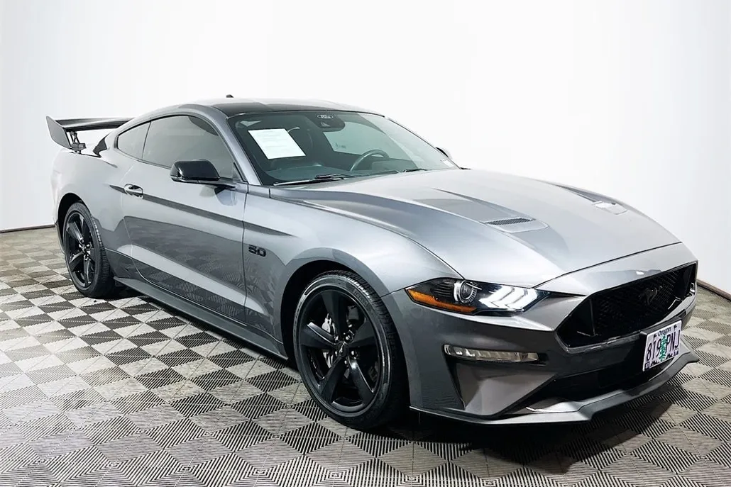2021 Ford Mustang GT Premium photo 1