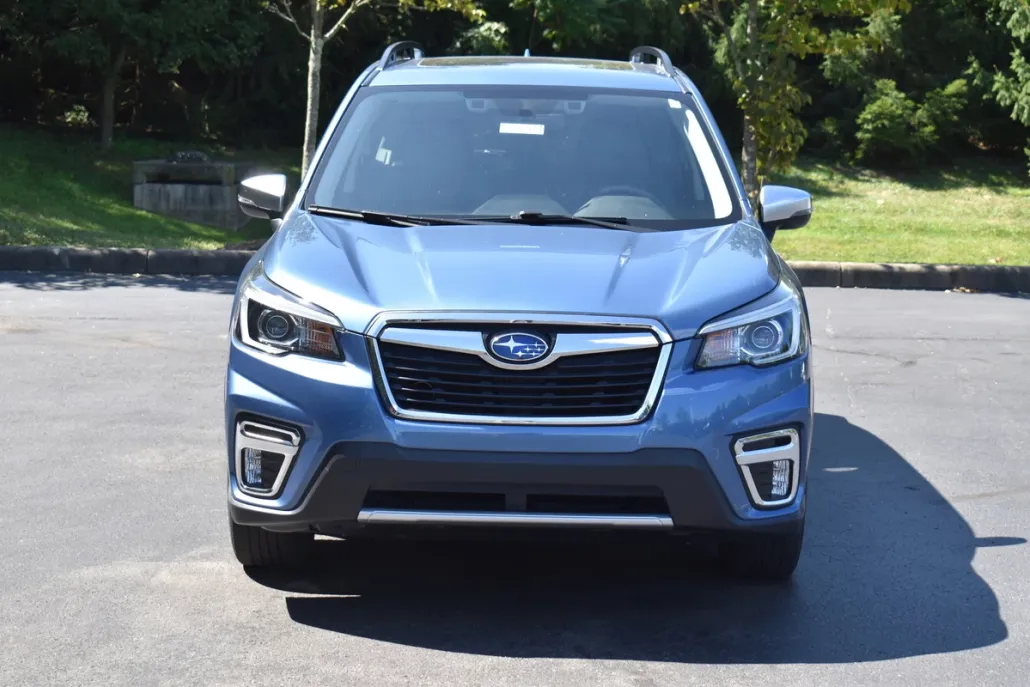 2020 Subaru Forester Touring photo 1