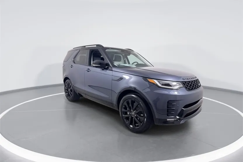 2026 Land Rover Discovery SE photo 1