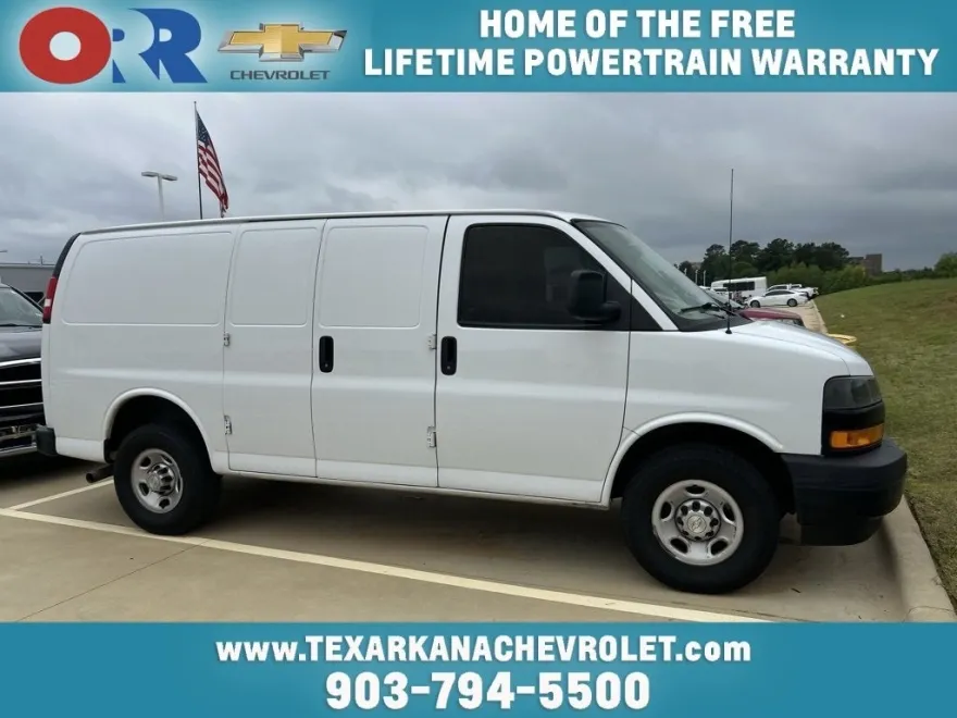 2021 Chevrolet Express Work Van photo 1