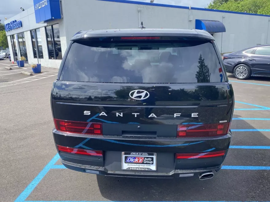 2025 Hyundai Santa Fe SE photo 1