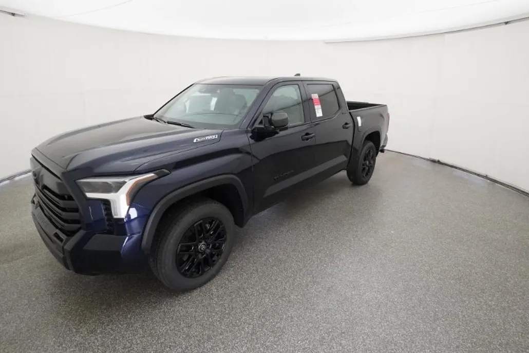 2026 Toyota Tundra Limited Platinum photo 1