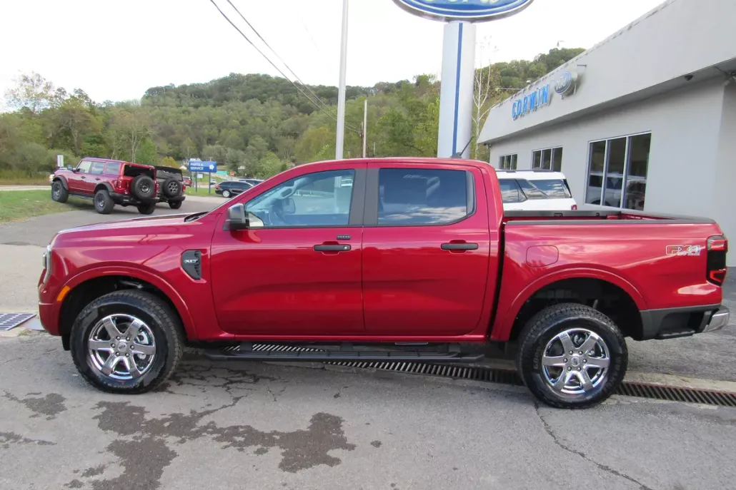 2025 Ford Ranger XLT photo 1
