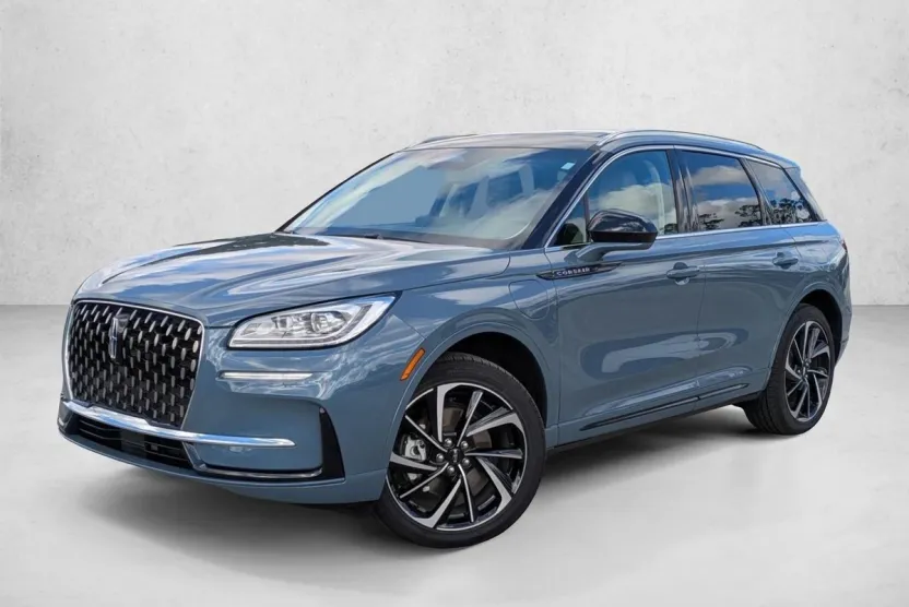 2024 Lincoln Corsair Grand Touring photo 1