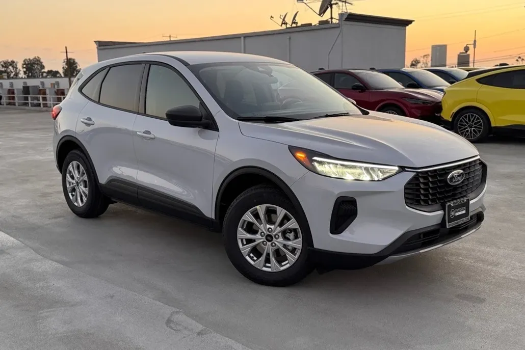 2025 Ford Escape Active photo 1