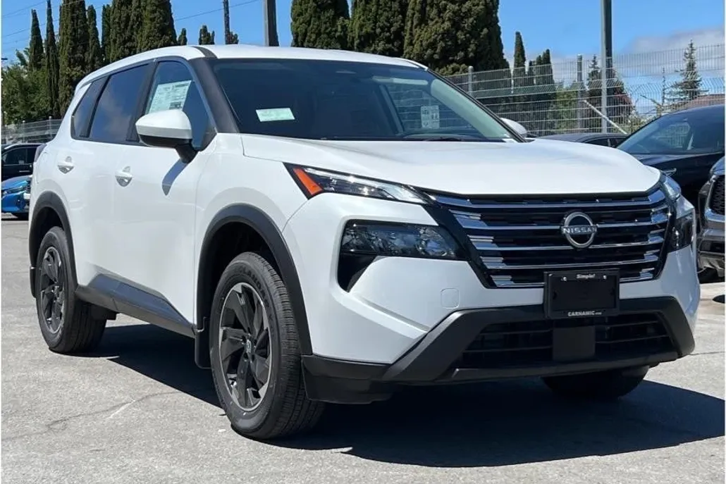 2025 Nissan Rogue SV photo 1