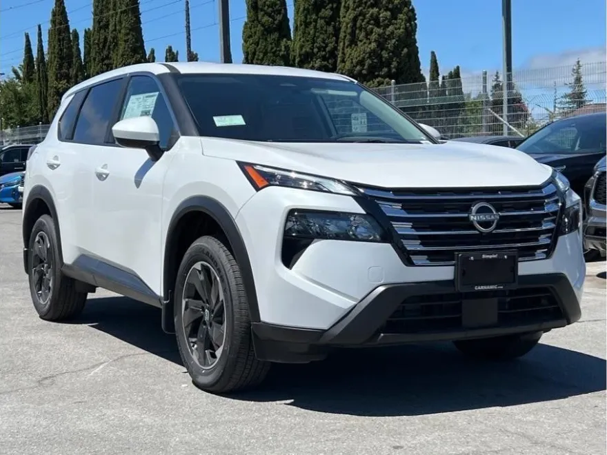 2025 Nissan Rogue SV photo 1