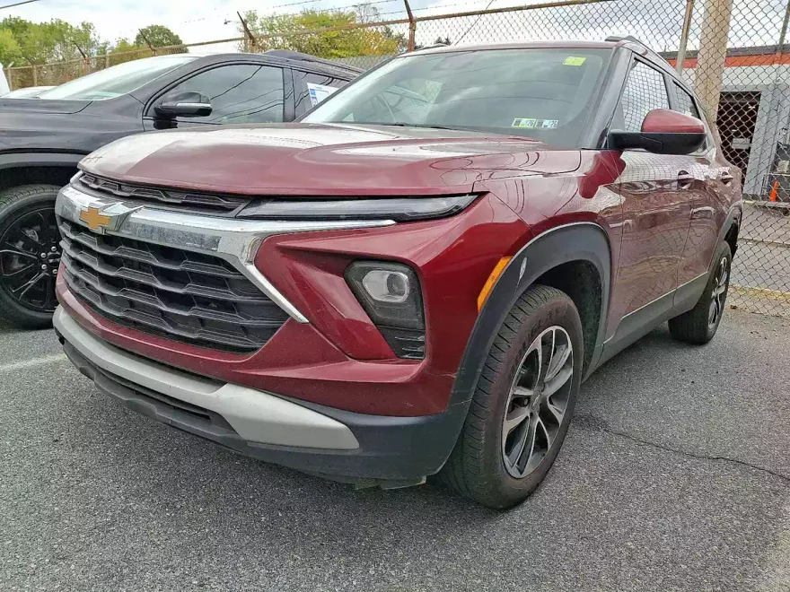2024 Chevrolet Trailblazer LT photo 1