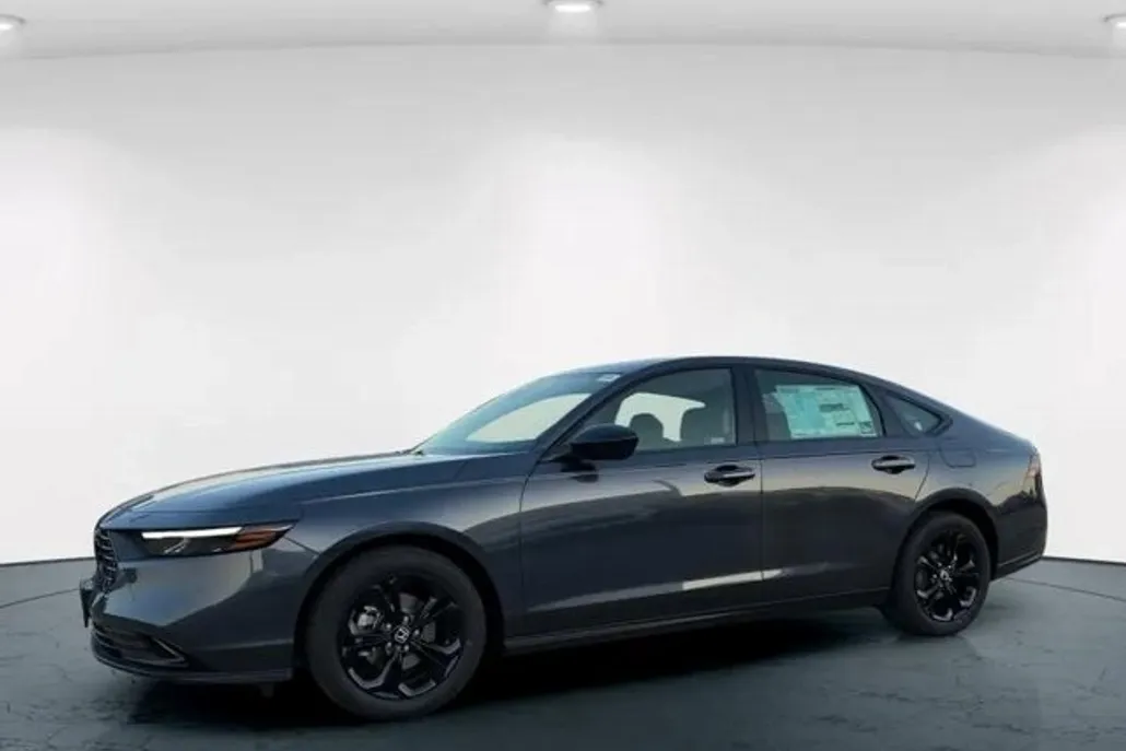 2025 Honda Accord 1.5T SE photo 1