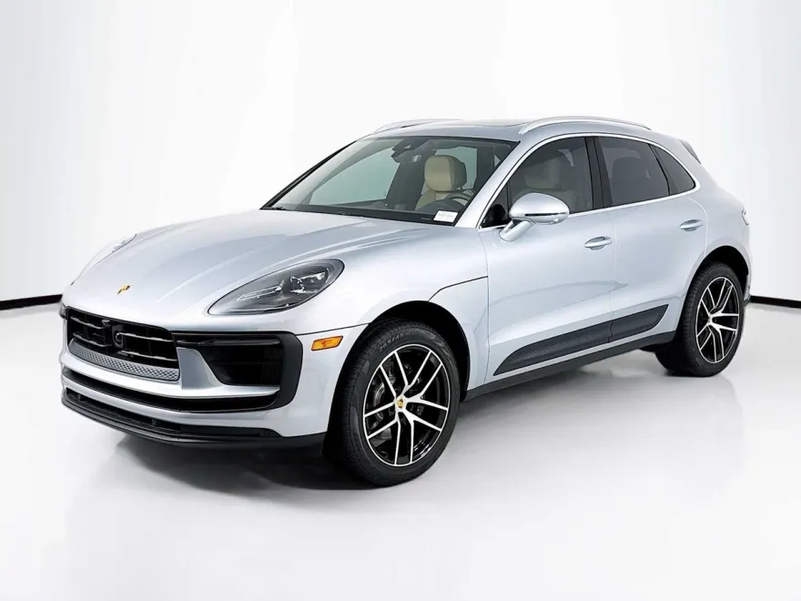 2025 Porsche Macan S photo 1