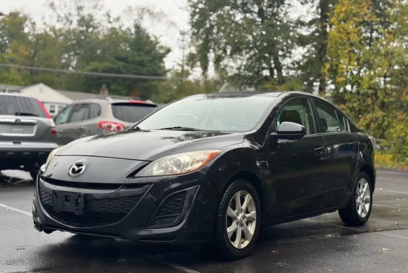 2011 Mazda Mazda3 Touring Sedan photo 1