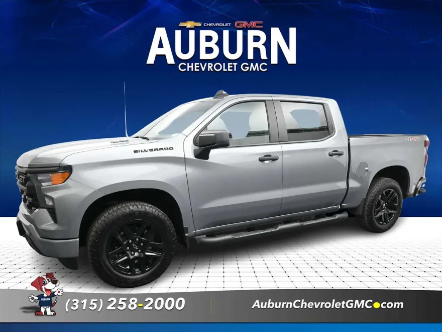 2025 Chevrolet Silverado 1500 Custom photo 1