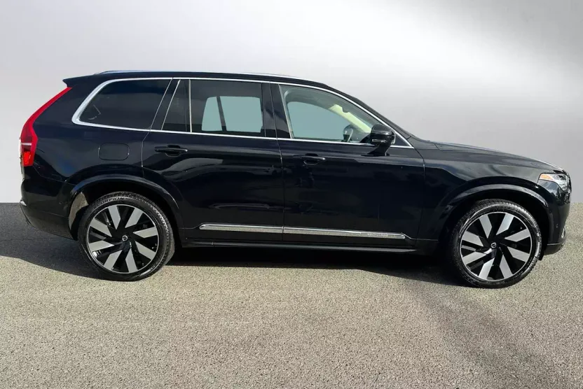 2023 Volvo XC90 Recharge Ultimate photo 1