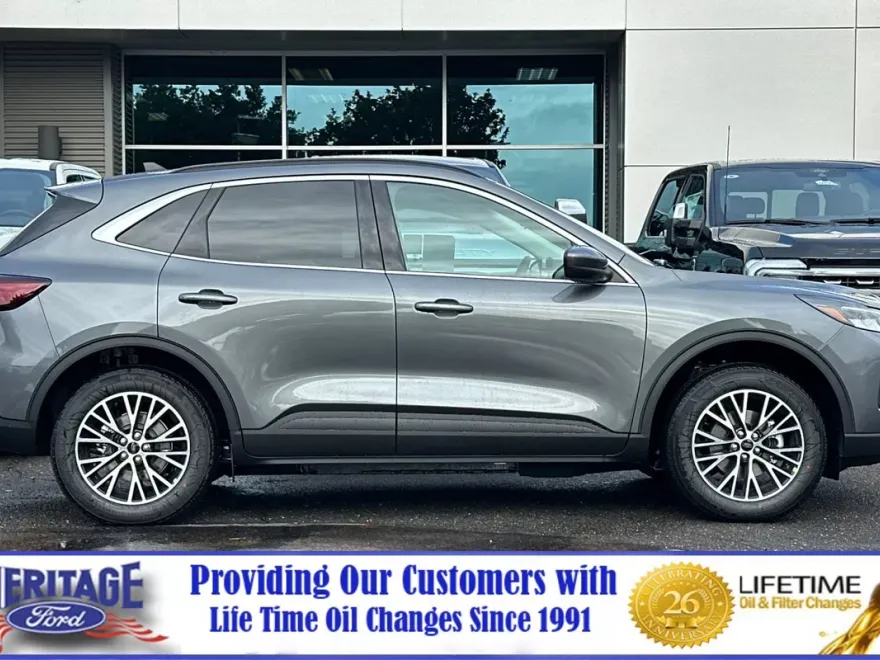 2025 Ford Escape Plug-In Hybrid Base photo 1